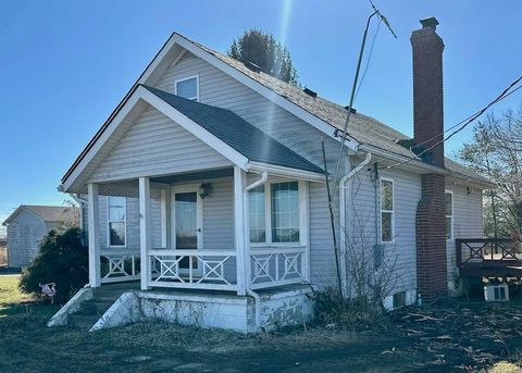 Photo of 3310 US Highway 50, Hillsboro, OH 45133 (MLS # 11662696)