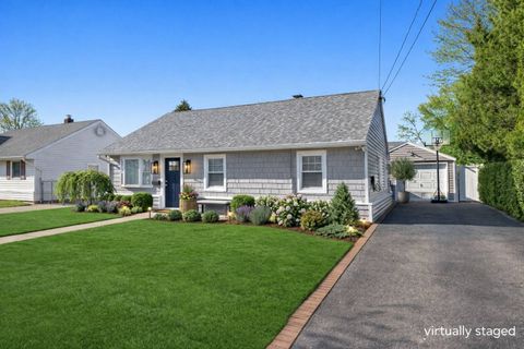 Photo of 40 Island Street, Plainview, NY 11803 (MLS # 11679846)