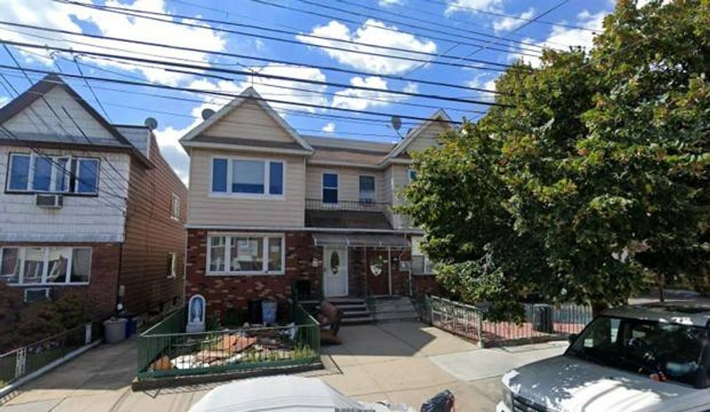Photo of 5390 69th, MIDDLE VILLAGE, NY 11378 (MLS # 11655271)