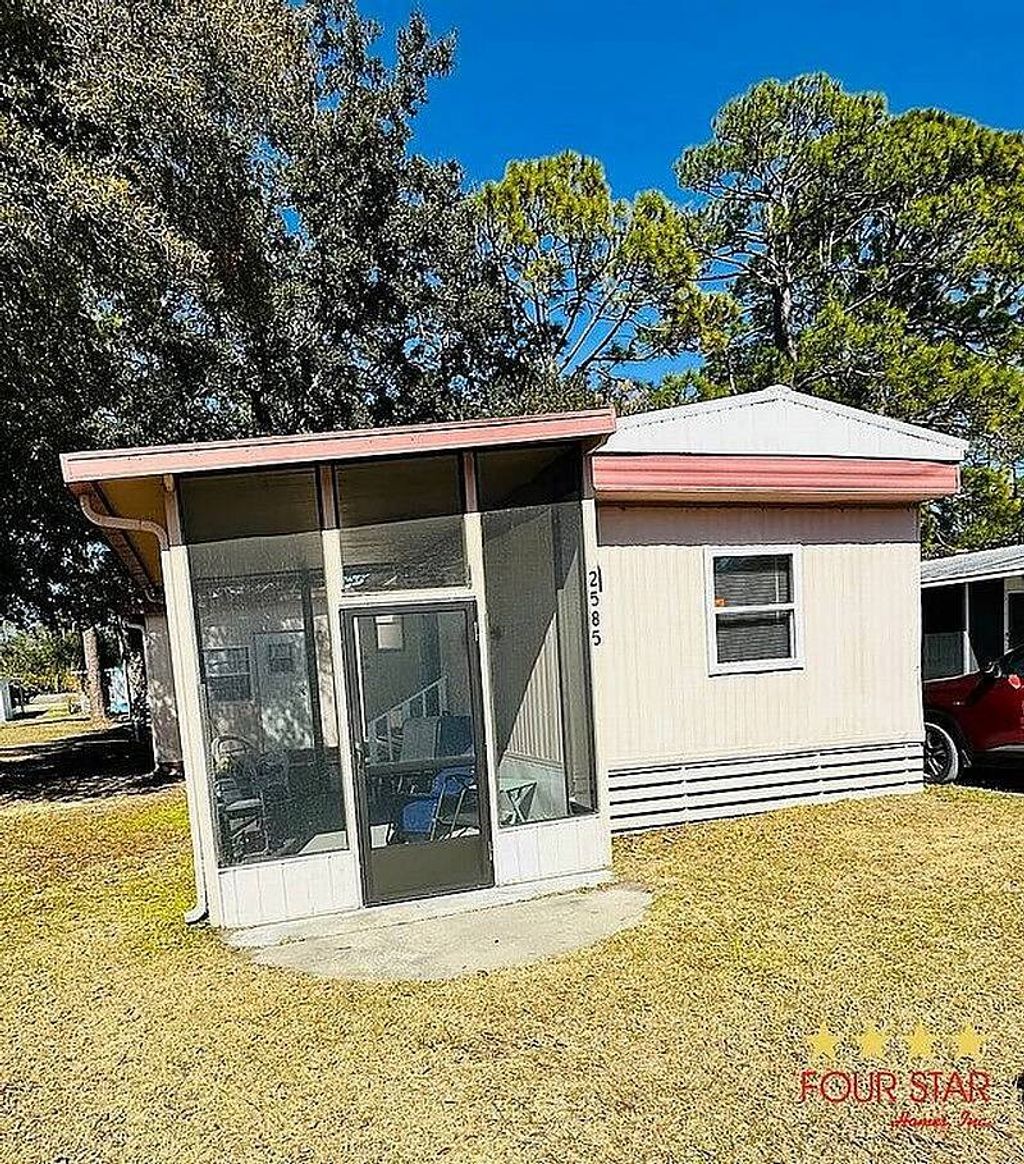 Photo of 2585 La Linda Dr, New Smyrna Beach, FL 32168 (MLS # 11866554)