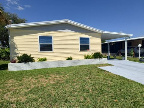 Photo of 441 Crockett St, West Melbourne, FL 32904 (MLS # 11716617)