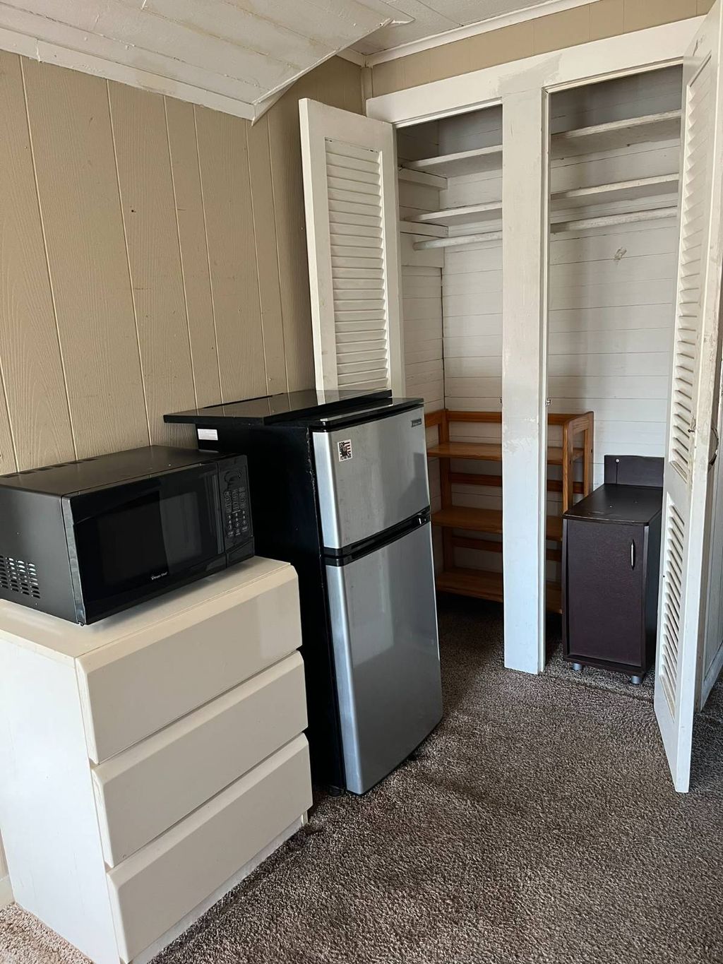 Photo of 116 S Penataquit Ave, Bayshore, NY 11706 (MLS # 11622609)