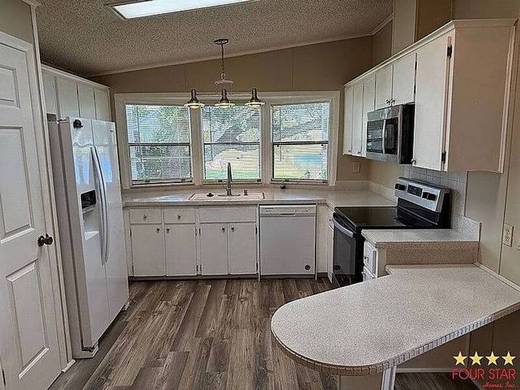 Photo of 19 Horseshoe Falls, Ormond Beach, FL 32174 (MLS # 11742648)