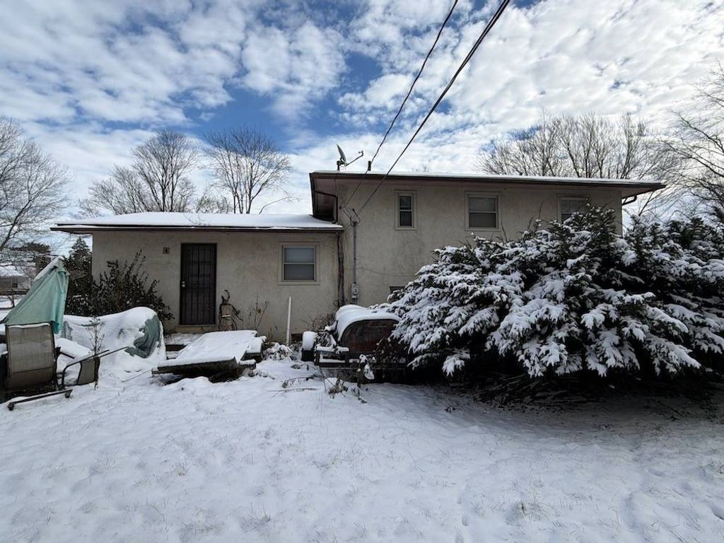 Photo of 1341 Millerdale Rd, Columbus, OH 43209 (MLS # 11618637)