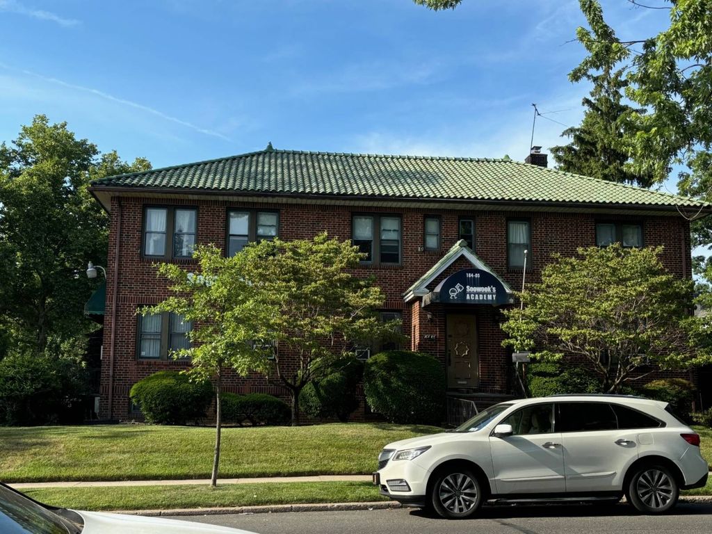 Photo of 3381 164 St, Flushing, NY 11358 (MLS # 11622747)