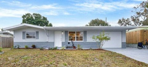 Photo of 5200 Dove Dr, New Port Richey, FL 34652 (MLS # 11673788)