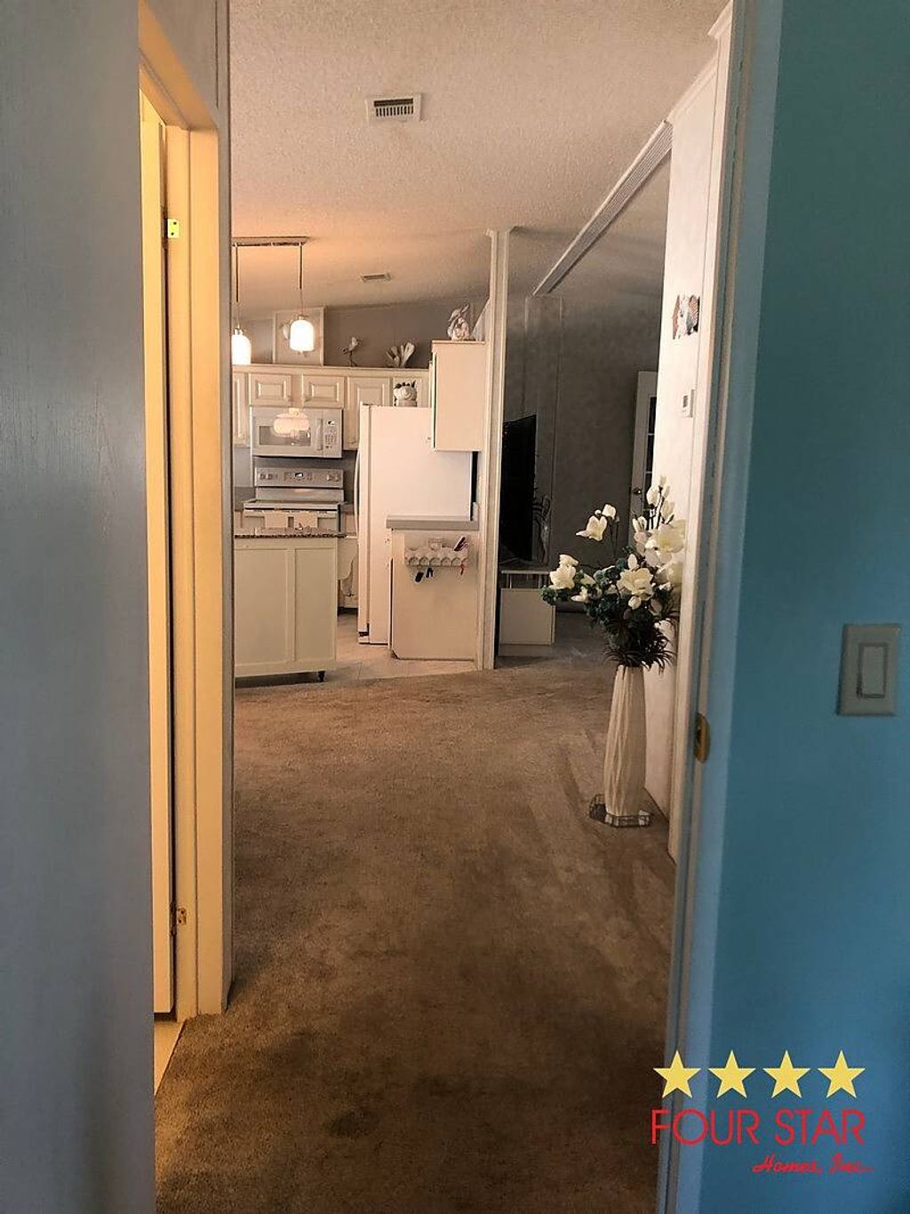 Photo of 524 Town and Country Blvd, Sebring, FL 33870 (MLS # 11623244)