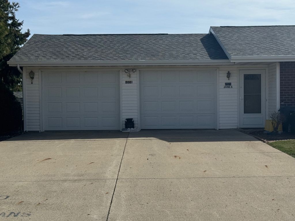 Photo of 2021 High St, Elk Horn, IA 51531 (MLS # 11680380)