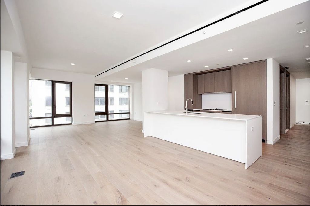 Photo of 200 East 21st Street #7C, New York, NY 10010 (MLS # 11575591)