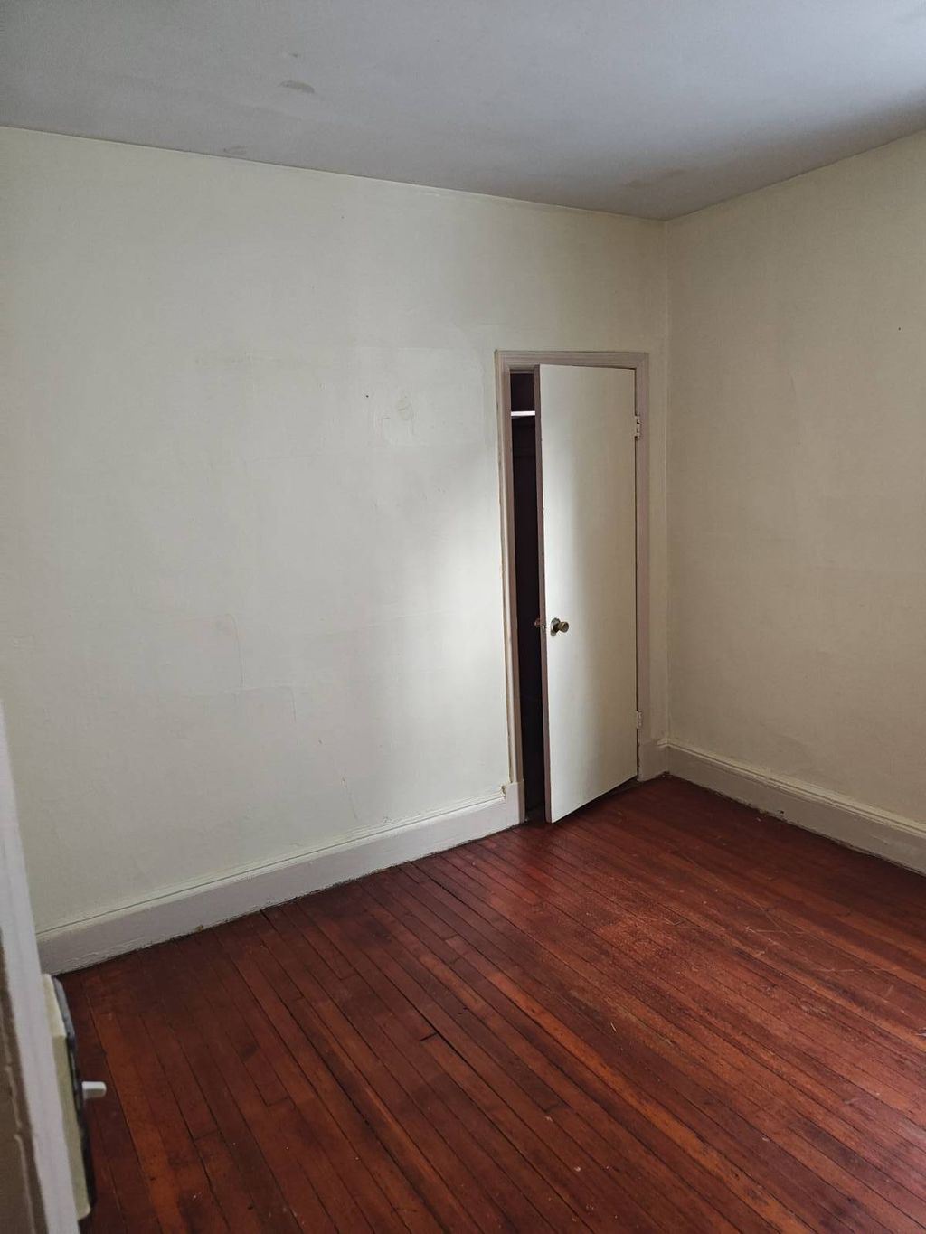 Photo of 118 Winter Avenue #1st Floor, Staten Island, NY 10301 (MLS # 11636623)