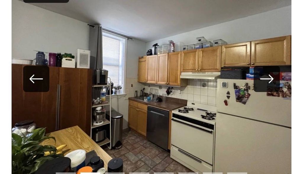 Photo of 4004 36th Ave, Queens, NY 11101 (MLS # 11619591)