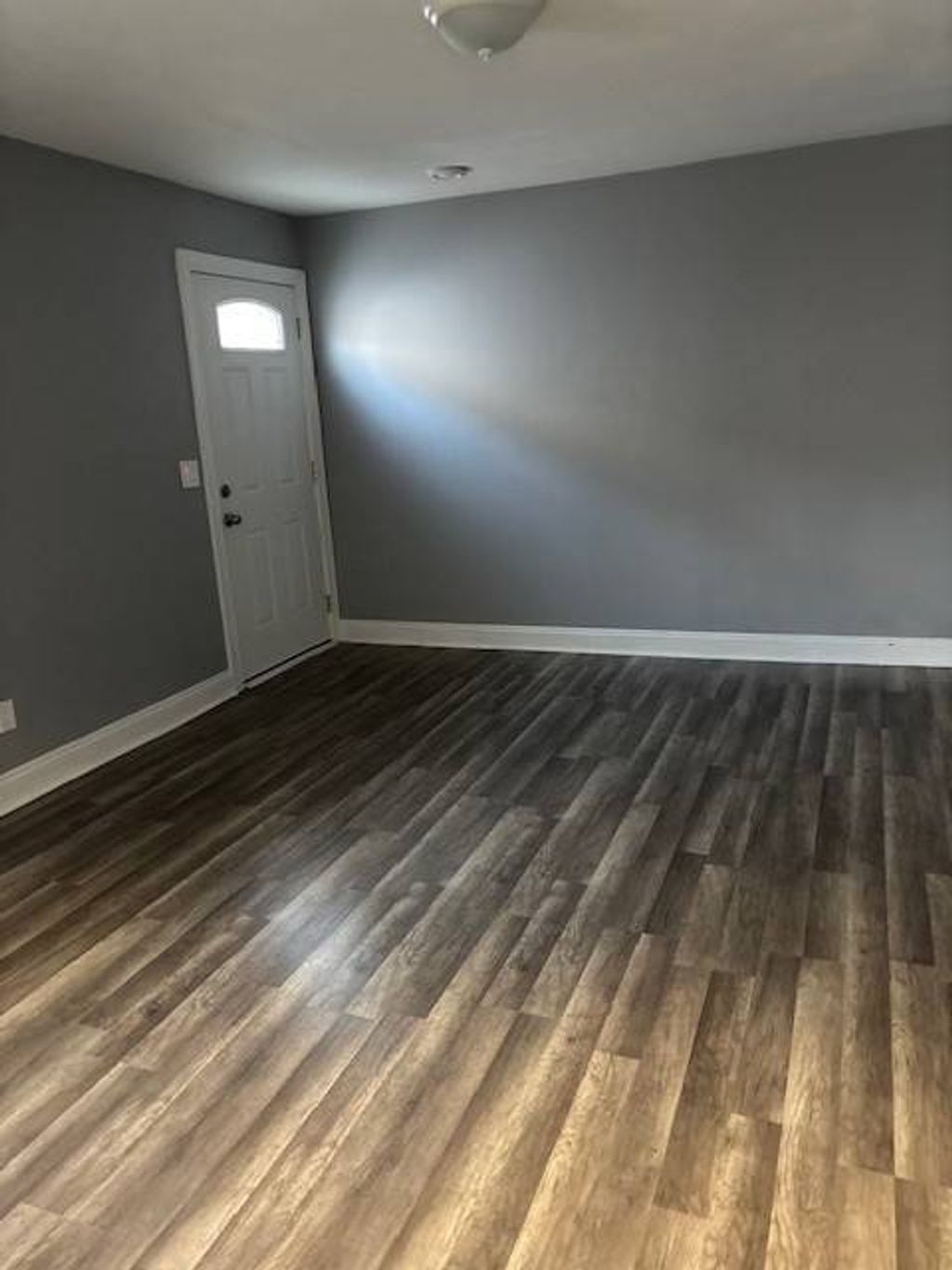 Photo of 302 Maybury Ave, Staten Island, NY 10308 (MLS # 11623918)