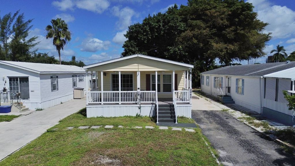 Photo of 2863 SW 58th Mnr, Dania, FL 33312 (MLS # 11740624)