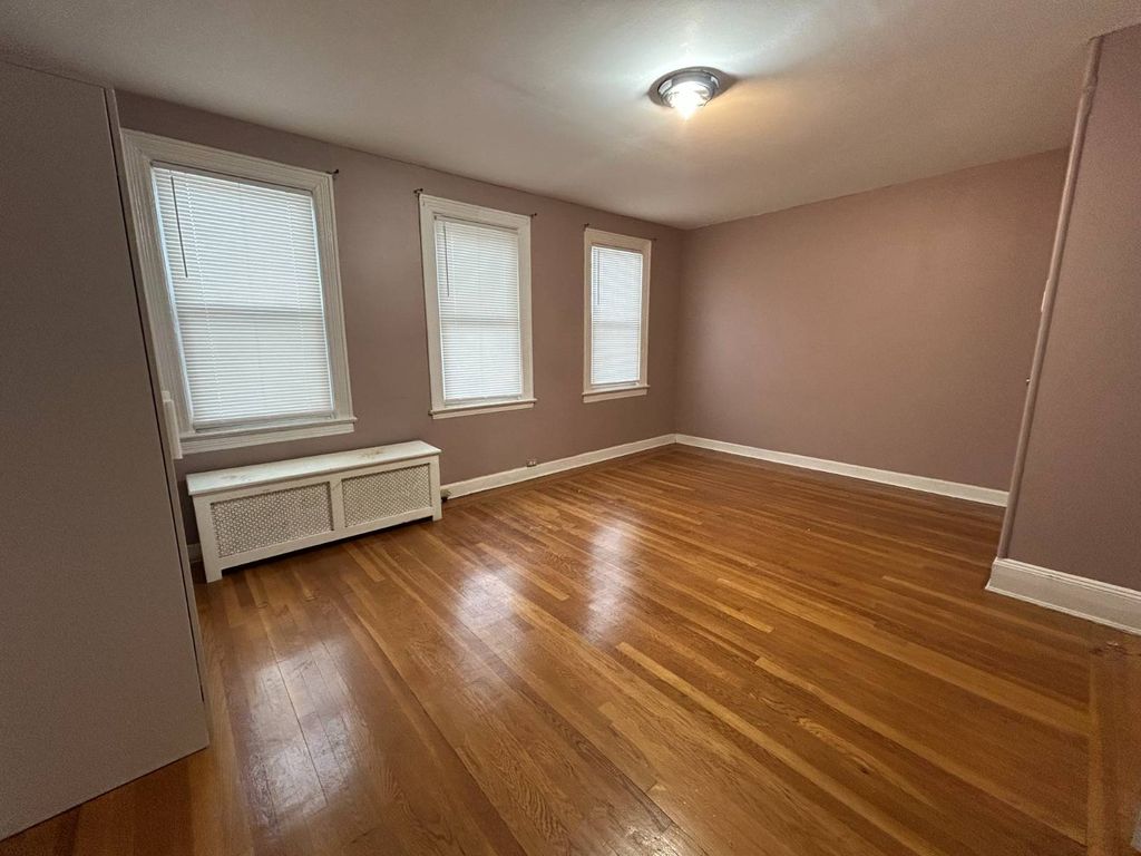 Photo of 3148 Ampere Ave #2, Bronx, NY 10465 (MLS # 11652946)