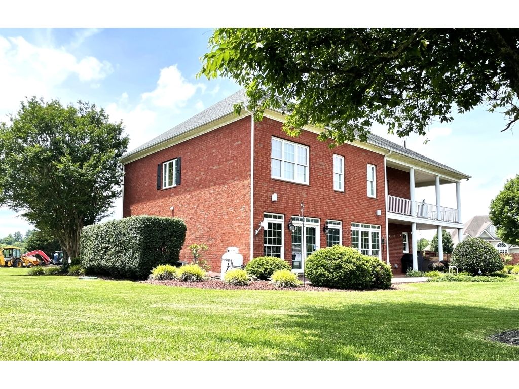 Photo of 2750 Big Valley Dr, Draper, VA 24324 (MLS # 11619873)