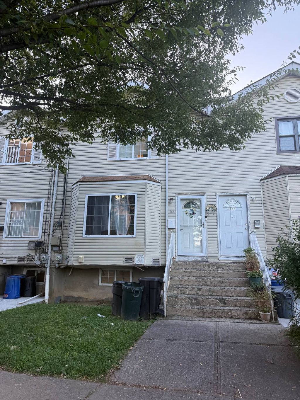 Photo of 346 Targee Street, Staten Island, NY 10304 (MLS # 11578313)