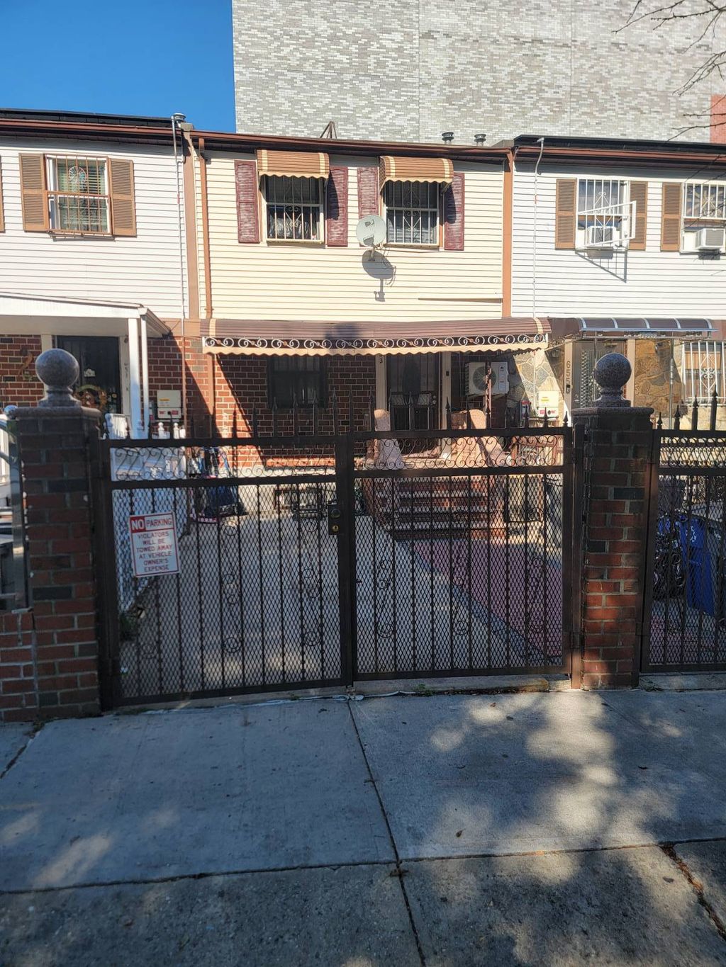 Photo of 653 E 158 St, Bronx, NY 10456 (MLS # 11586017)