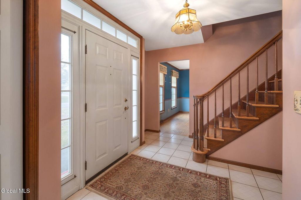 Photo of 2 Georgian Terrace, Colonie, NY 12211 (MLS # 11680762)