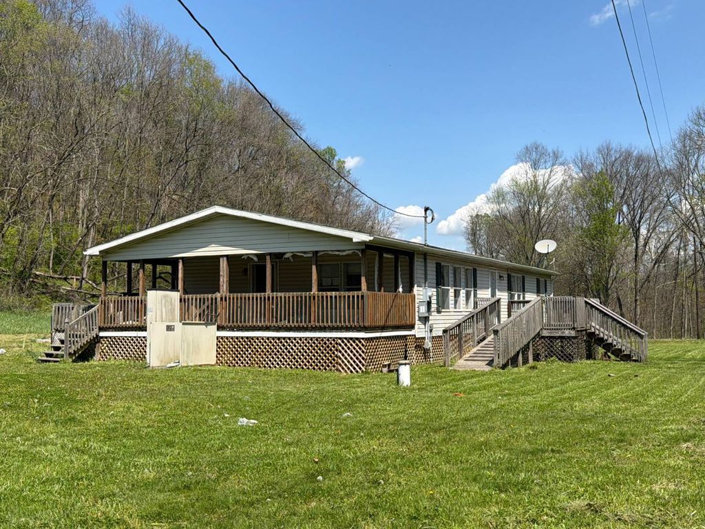 Photo of 6753 Simmons Rd, Cambridge, OH 43725 (MLS # 11740253)