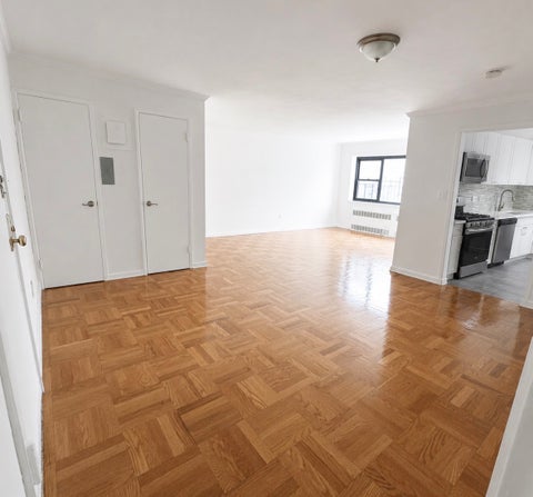Photo of 210 Atlantic Ave #C1G, Lynbrook, NY 11563 (MLS # 11738254)