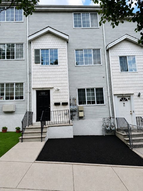 Photo of 43 Benziger Avenue, Staten Island, NY 10301 (MLS # 11824712)