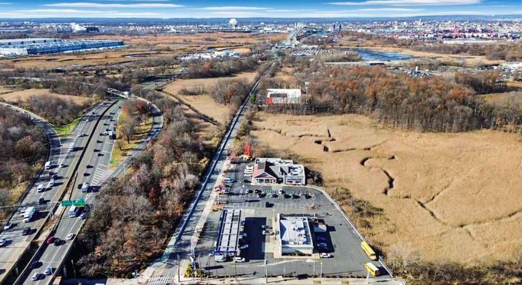 Photo of 1105 Goethals N Rd, Staten Island, NY 10303 (MLS # 11620392)