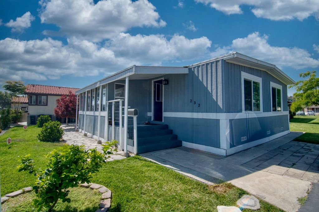 Photo of 5815 E La Palma Ave, Anaheim, CA 92807 (MLS # 11747190)