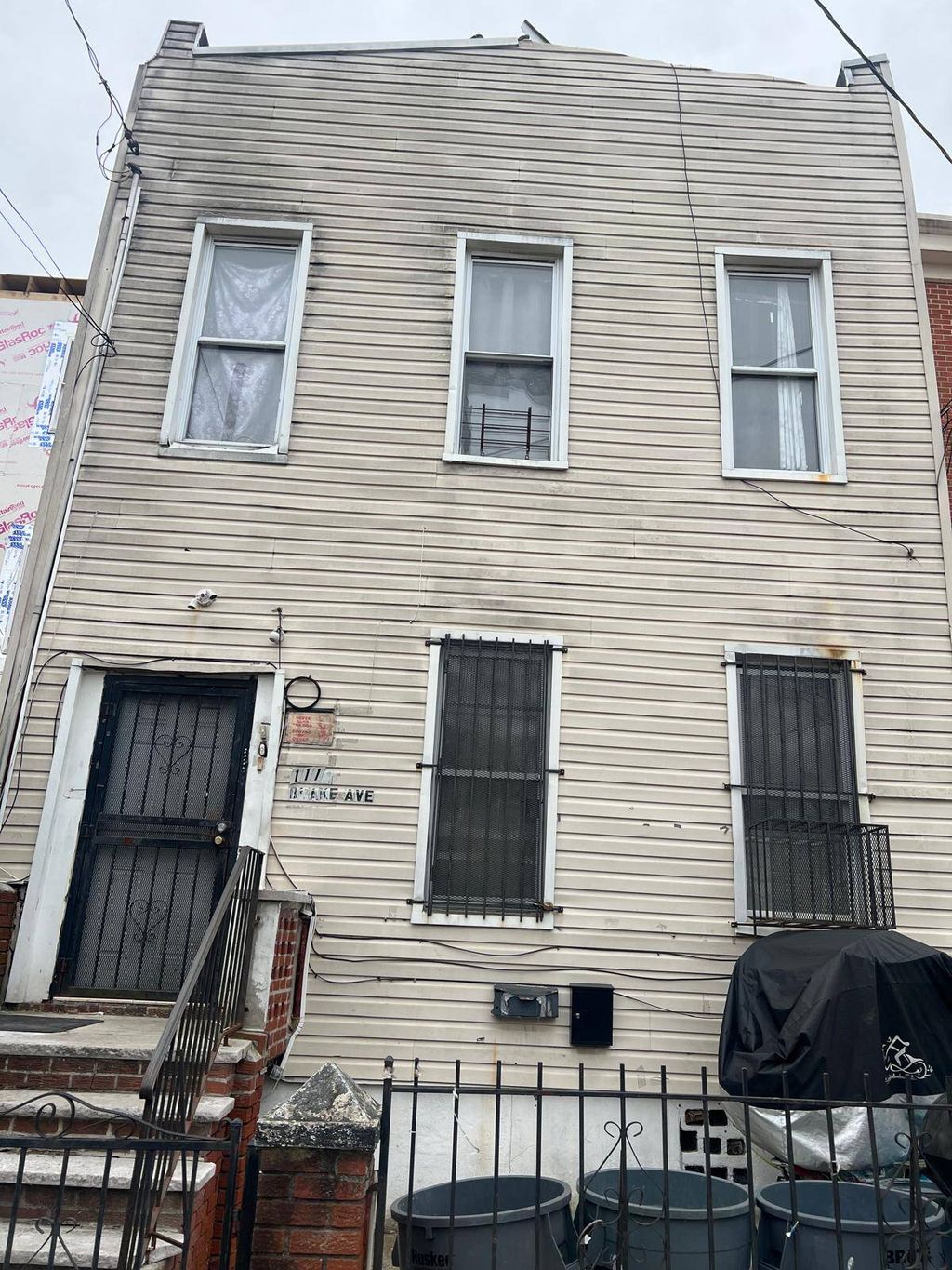 Photo of 1114 Blake Avenue, Brooklyn, NY 11208 (MLS # 11597011)