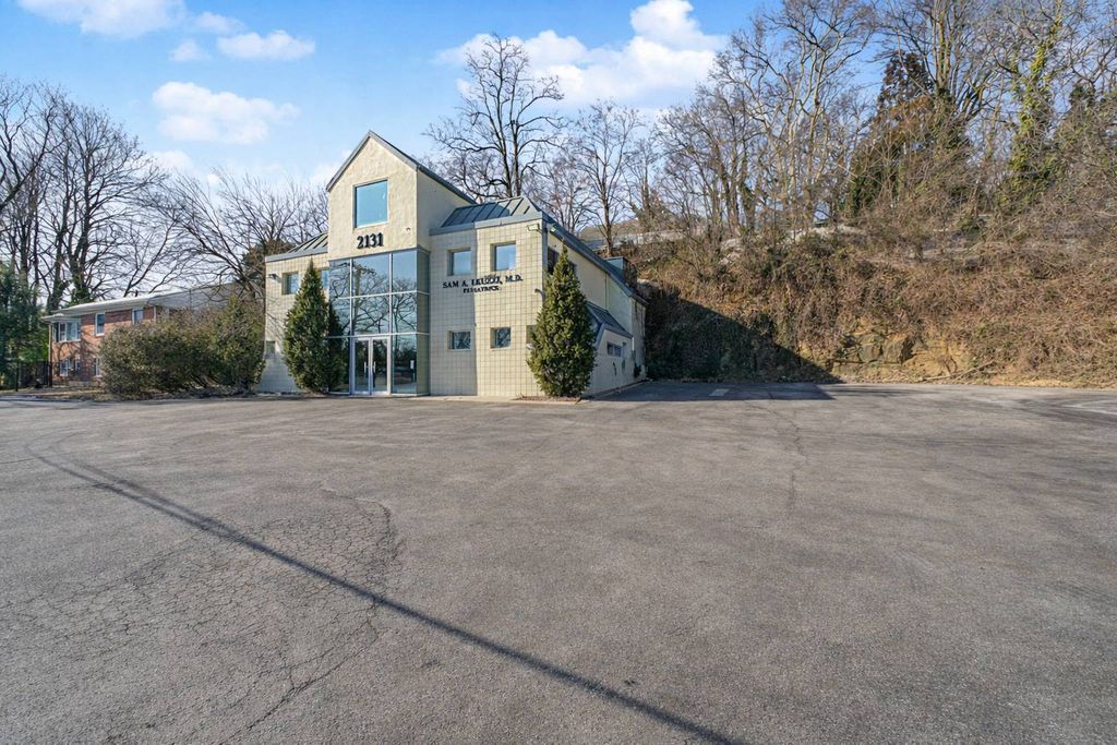 Photo of 2131 Richmond Road #L-1, Staten Island, NY 10306 (MLS # 11652361)