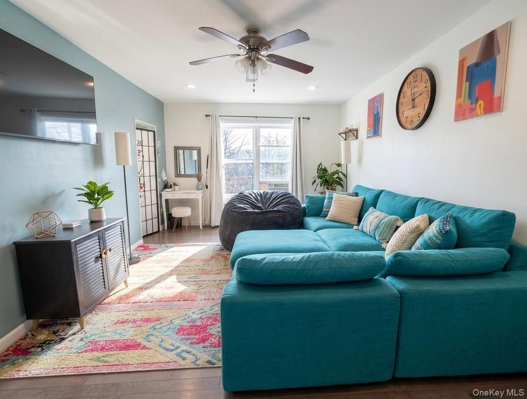 Photo of 305 6th Avenue #2A, Pelham, NY 10803 (MLS # 11679398)