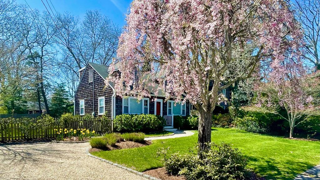 Photo of 41 Cove Drive, Sag Harbor, NY 11963 (MLS # 11683406)