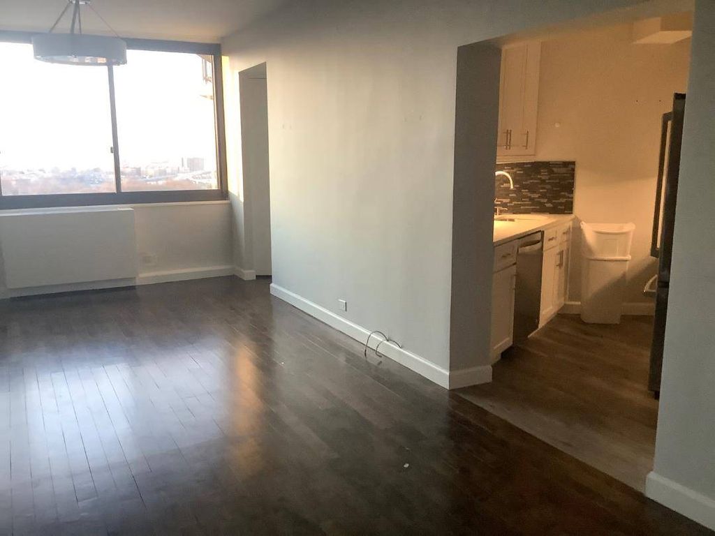 Photo of 2 Bay Club Dr #PHR, Bayside, NY 11360 (MLS # 11639232)