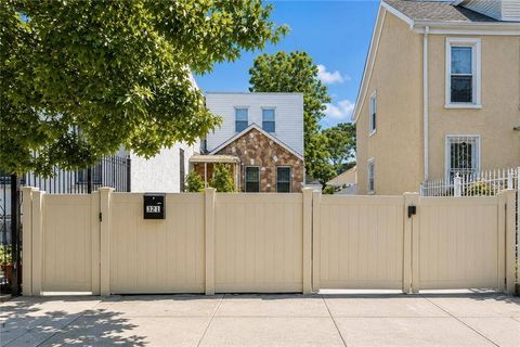 Photo of 321 Essex St, Brooklyn, NY 11208 (MLS # 11791831)