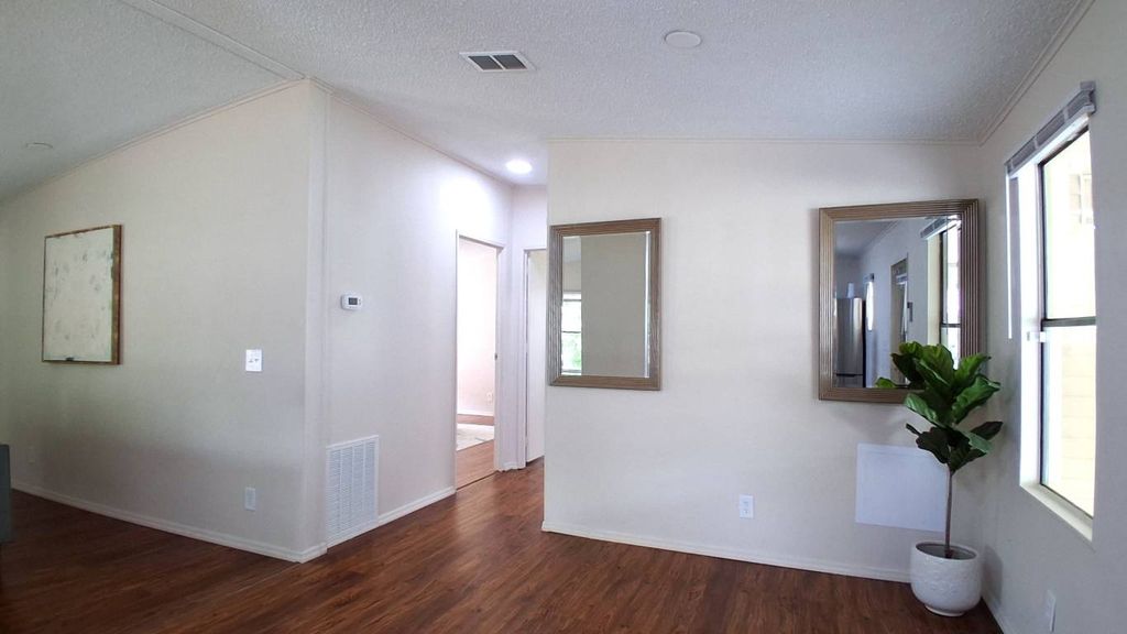 Photo of 316 South Edgewater Drive, Plant City, FL 33565 (MLS # 11679804)