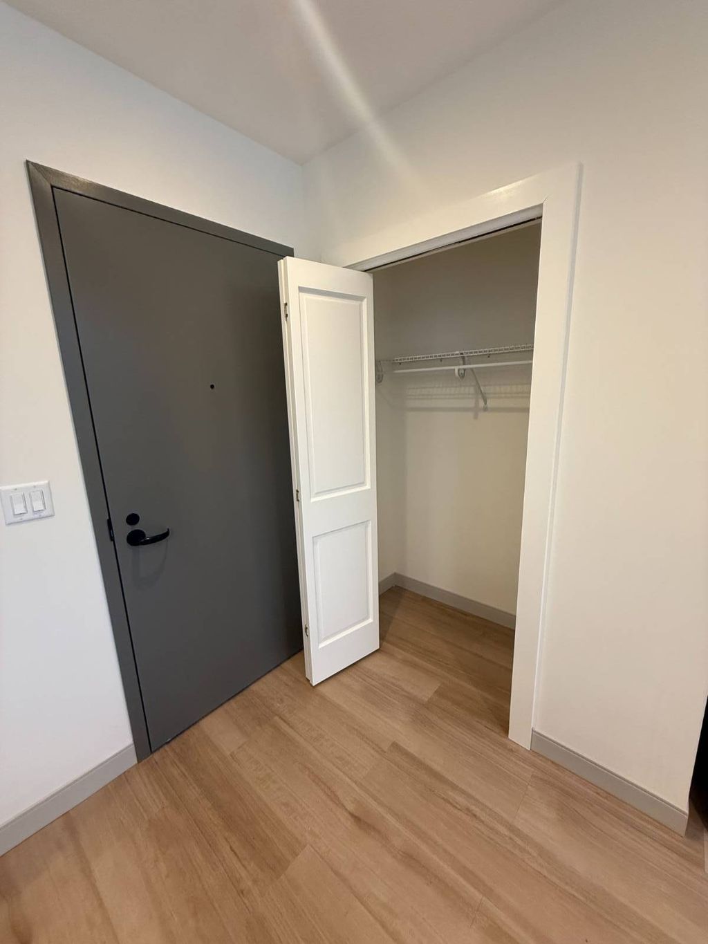 Photo of 1117 W Fayette Street #203, Syracuse, NY 13204 (MLS # 11655445)