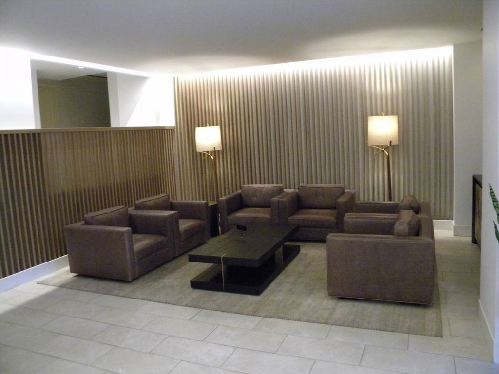 Photo of 7025 Yellowstone,Blvd Blvd #17Q, Forest Hills, NY 11375 (MLS # 11605502)