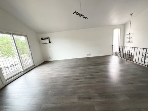 Photo of 156 Petrus Ave #2nd Floor, Staten Island, NY 10312 (MLS # 11662570)