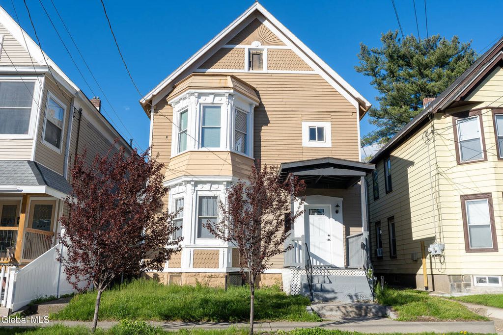 Photo of 205 Victory Avenue, Schenectady, NY 12307 (MLS # 11743285)