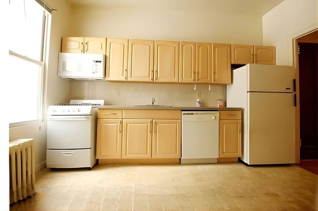 Photo of 683 Woodward Avenue, Ridgewood, NY 11385 (MLS # 11666796)