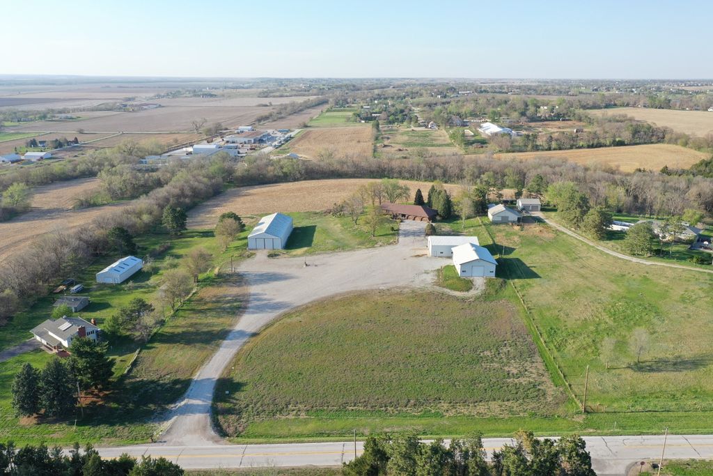 Photo of 22704 Melia Road, Gretna, NE 68028 (MLS # 11741446)