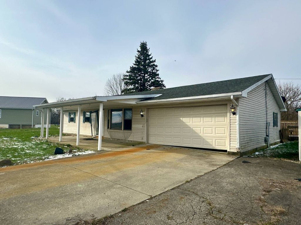 Photo of 6970 Danville Rd, London, OH 43140 (MLS # 11677878)