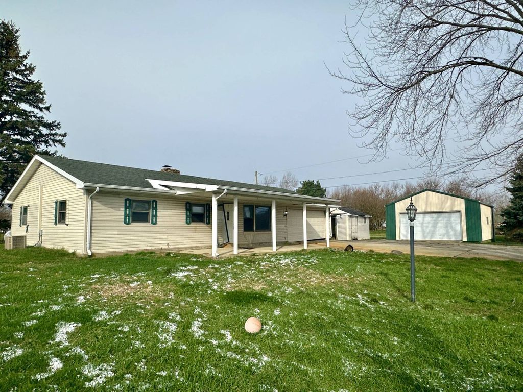 Photo of 6970 Danville Rd, London, OH 43140 (MLS # 11677878)