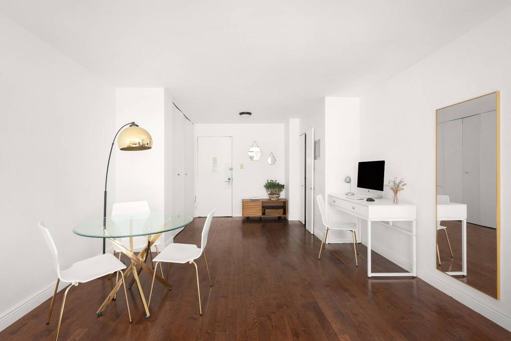 Photo of 444 E 75th St #8F, New York, NY 10021 (MLS # 11585686)