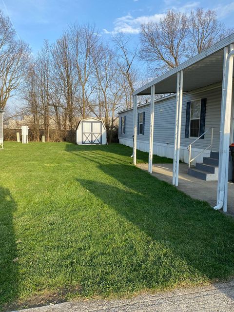 Photo of 1100 Thornwood Dr, Heath, OH 43056 (MLS # 11681705)