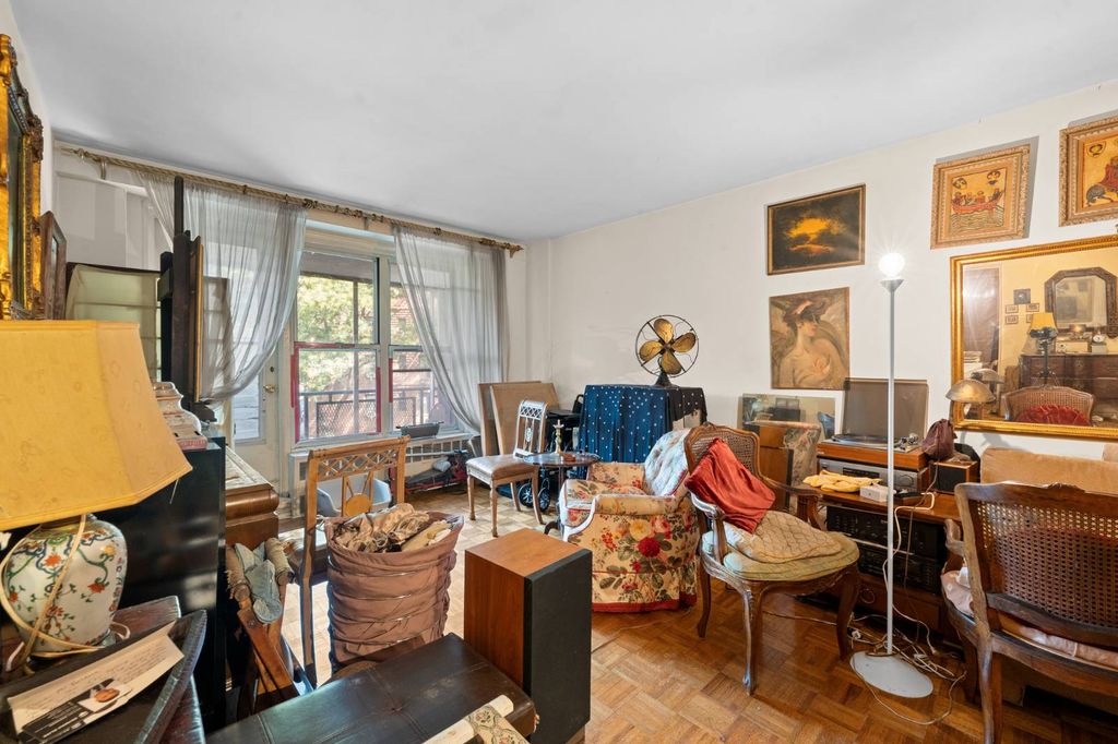 Photo of 3511 85th St #3J, Jackson Heights, NY 11372 (MLS # 11585517)