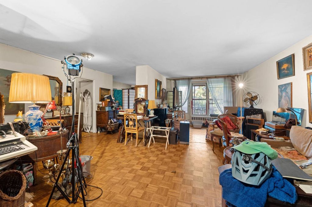 Photo of 3511 85th St #3J, Jackson Heights, NY 11372 (MLS # 11585517)