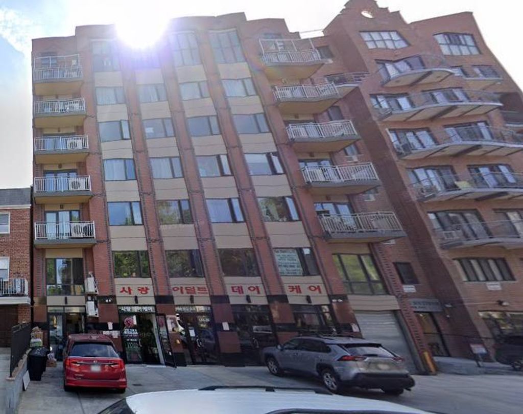 Photo of 14456 Roosevelt Avenue #6A, Flushing, NY 11354 (MLS # 11679859)