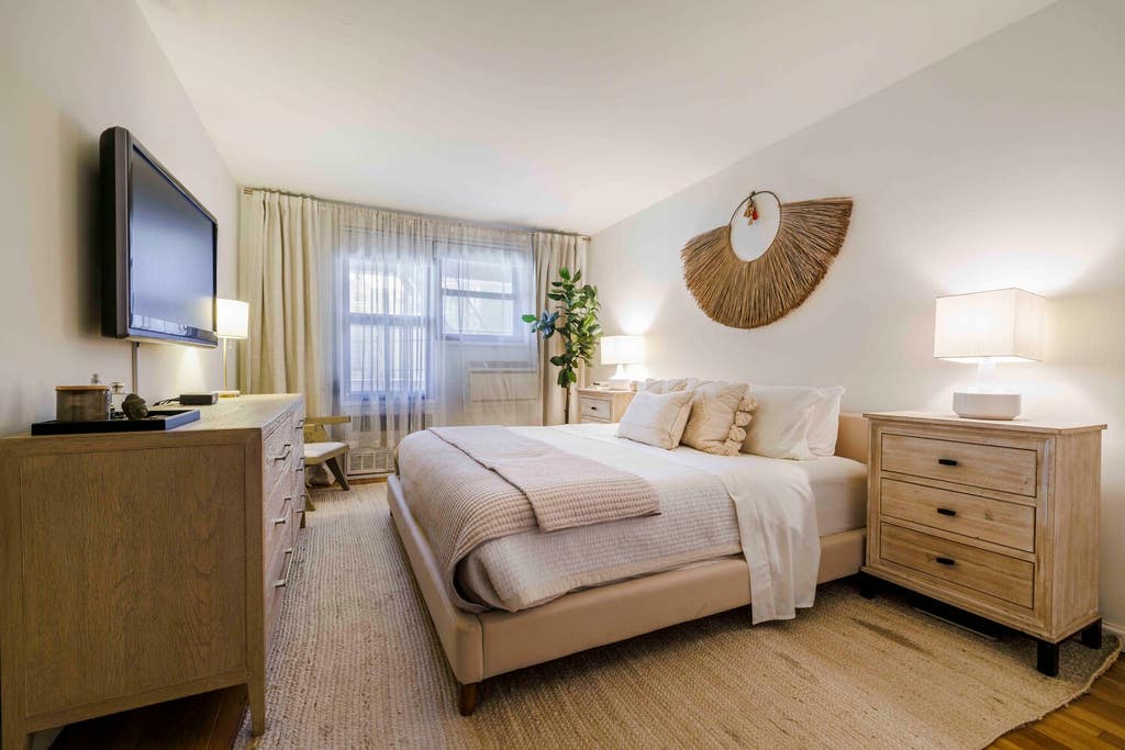 Photo of 140 Seventh Avenue #5G, New York, NY 10011 (MLS # 11818594)