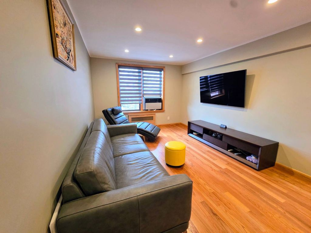 Photo of 711 Montauk Court #2H, Brooklyn, NY 11235 (MLS # 11675050)