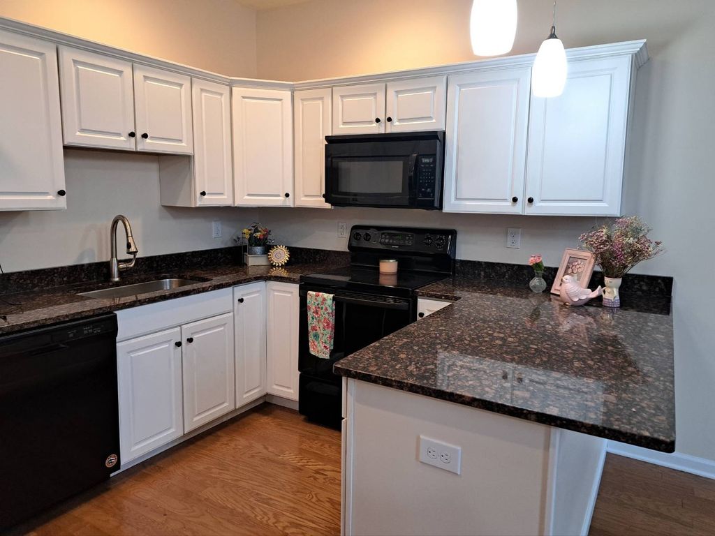 Photo of 200 State Street #101, Schenectady, NY 12305 (MLS # 11605757)